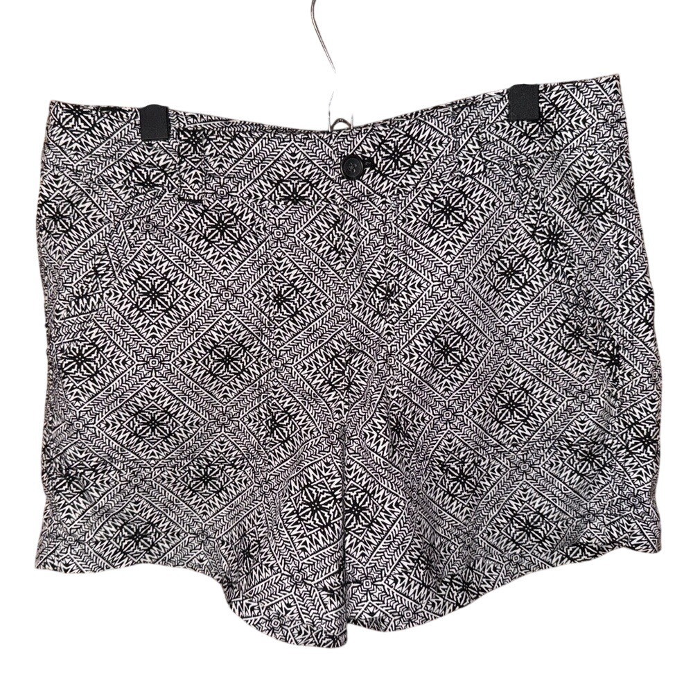 Banana Republic Shorts 6 Black White Geometric Diamond Print Cotton Boho Tribal‎